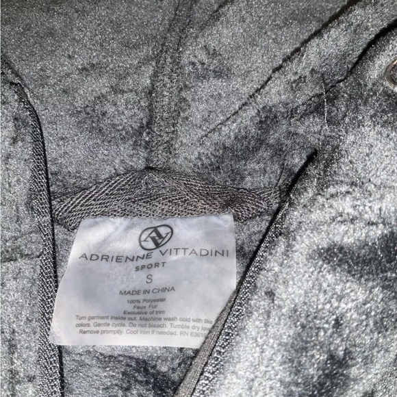 Adrienne Vittadini Sport Black Faux Fur  Hoodie Jacket Size Small - Picture 4 of 10